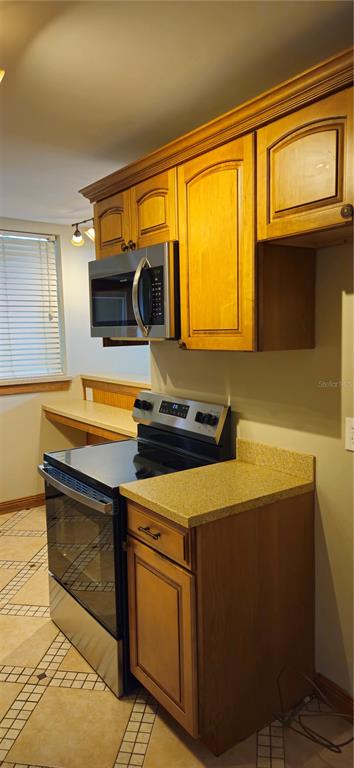 126 East Cypress Avenue Howey-in-the-Hills, FL 34737 - Photo 16 of 33