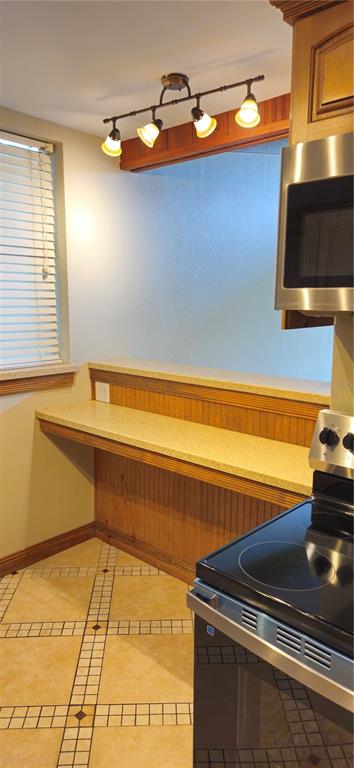 126 East Cypress Avenue Howey-in-the-Hills, FL 34737 - Photo 17 of 33