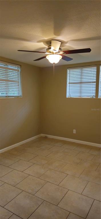 126 East Cypress Avenue Howey-in-the-Hills, FL 34737 - Photo 20 of 33