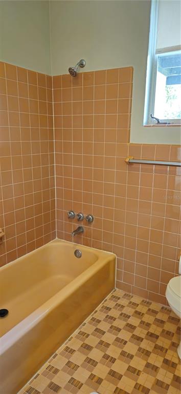 126 East Cypress Avenue Howey-in-the-Hills, FL 34737 - Photo 24 of 33