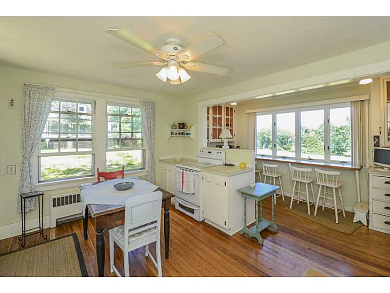 140 Willett Road North Kingstown, RI 02874 - Photo 7 of 25 Kitchen.