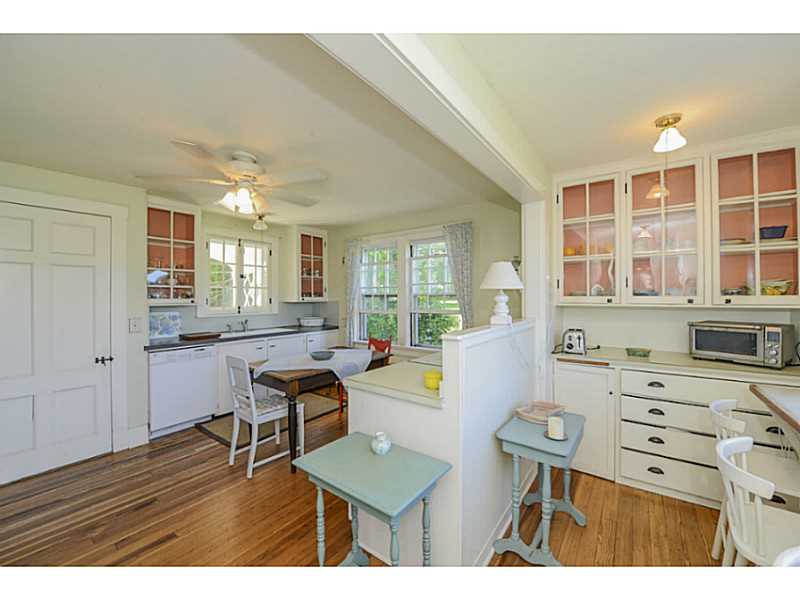 140 Willett Road North Kingstown, RI 02874 - Photo 8 of 25 Kitchen.