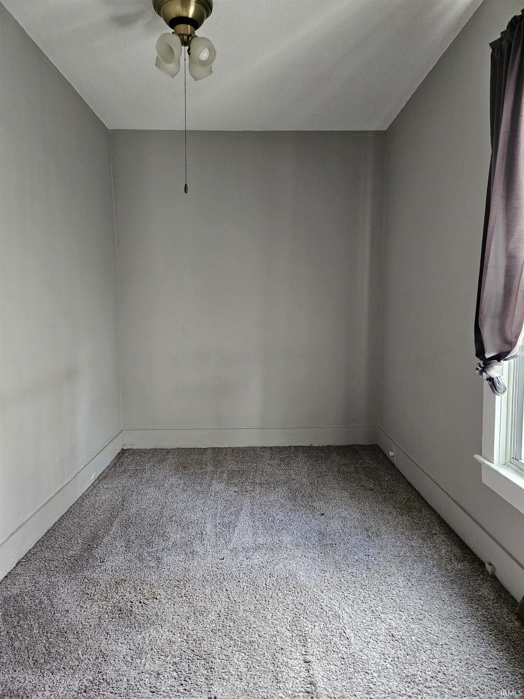 318 Maple Street Decatur, IN 46733 - Photo 3 of 10