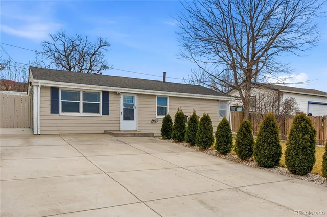 a view of house with a outdoor space