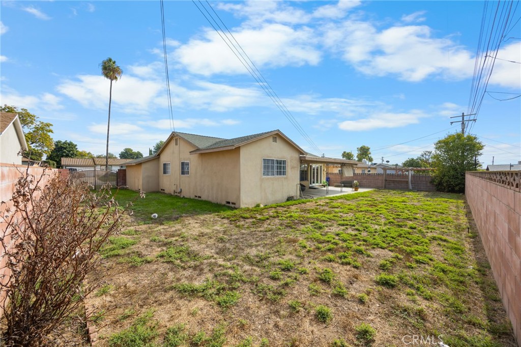 10018 Geneva Avenue Montclair, CA 91763 - Photo 31 of 40