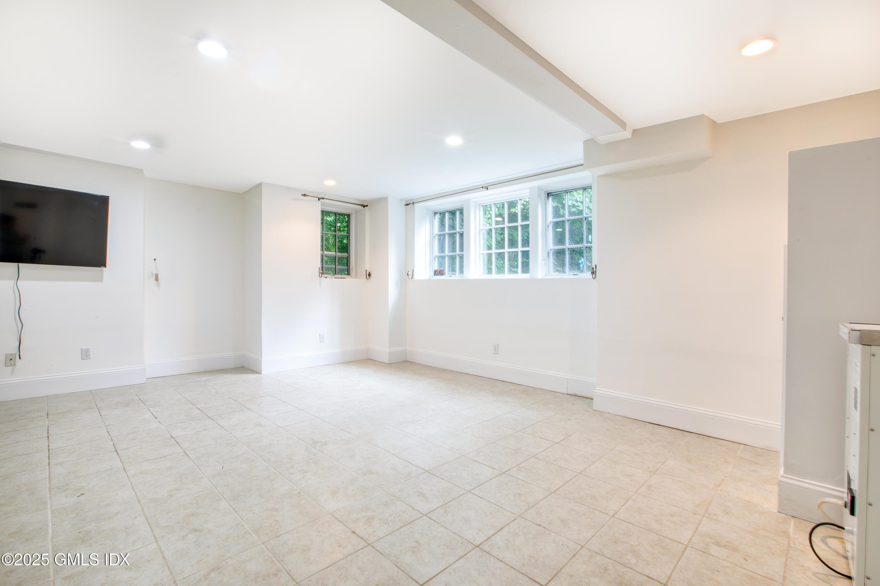 28 Terrace Avenue Riverside, CT 06878 - Photo 24 of 38 864A8119-34