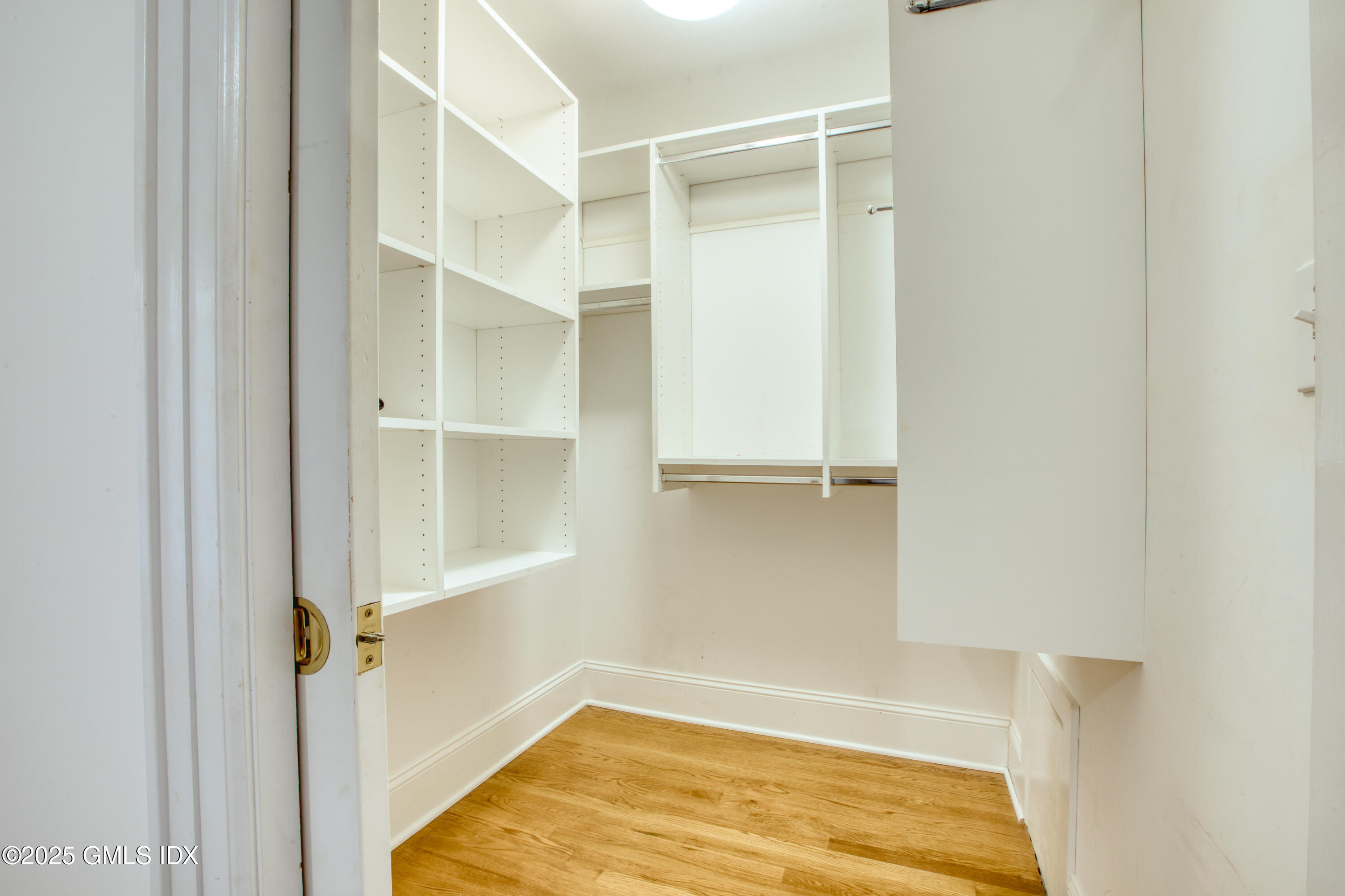 28 Terrace Avenue Riverside, CT 06878 - Photo 35 of 38 864A8163-45