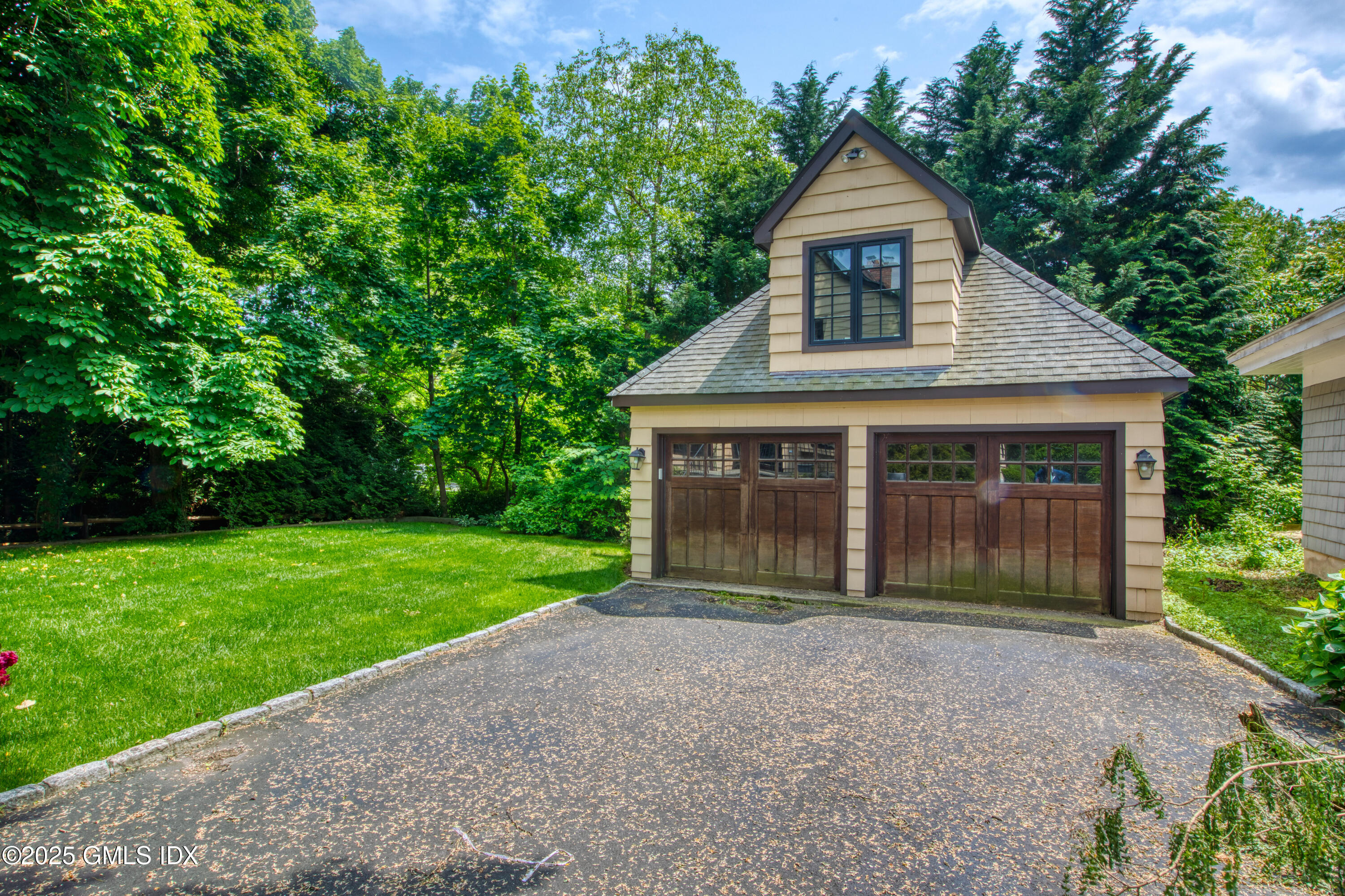 28 Terrace Avenue Riverside, CT 06878 - Photo 6 of 38 864A8011-9