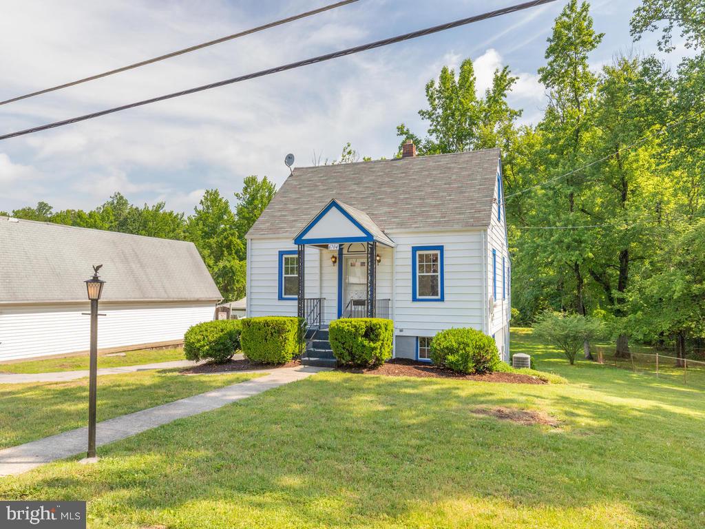6704 Woodland Road Morningside, MD 20746 - Photo 2 of 38 Gallery Image 2