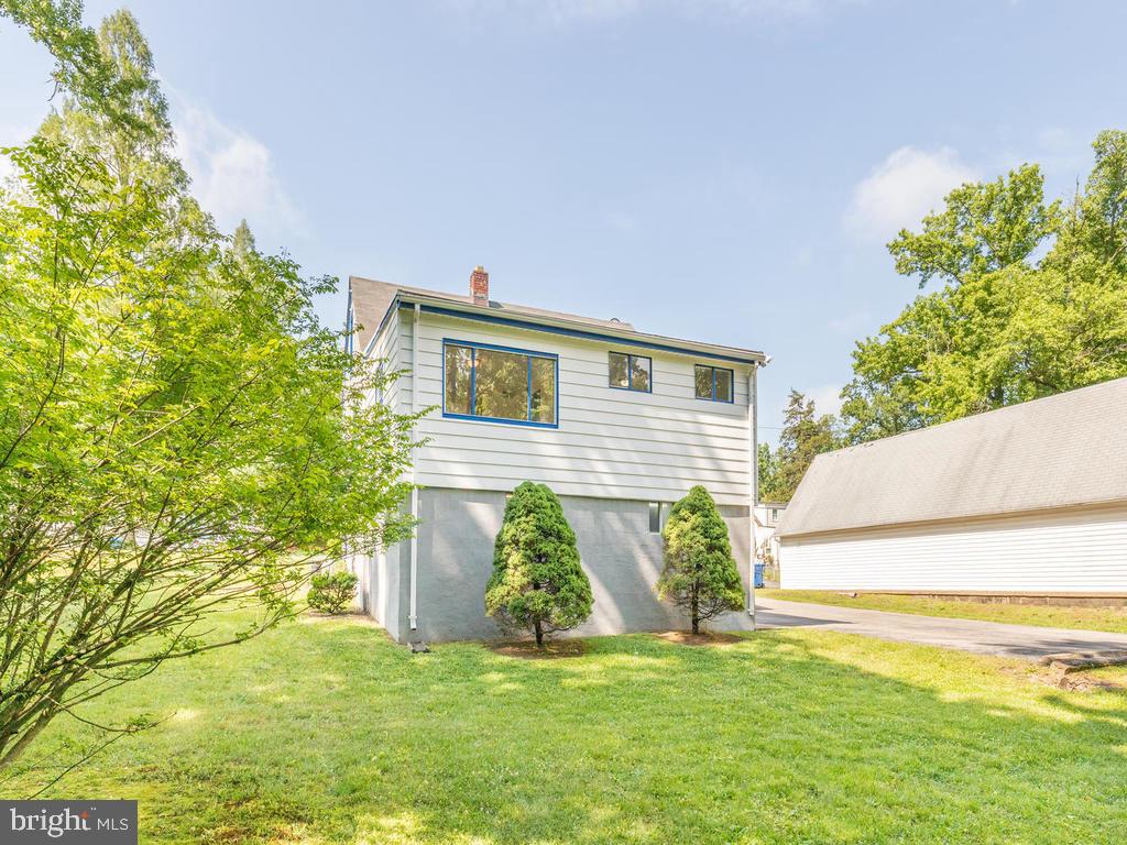 6704 Woodland Road Morningside, MD 20746 - Photo 11 of 38 Gallery Image 11