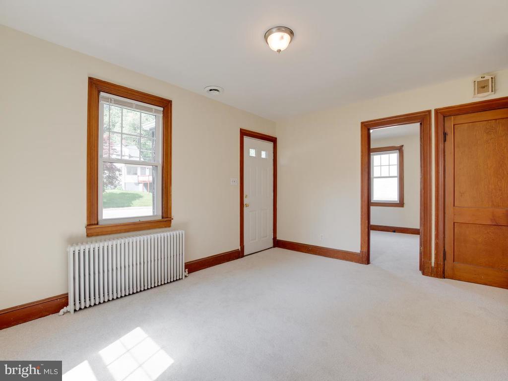 6704 Woodland Road Morningside, MD 20746 - Photo 13 of 38 Gallery Image 13