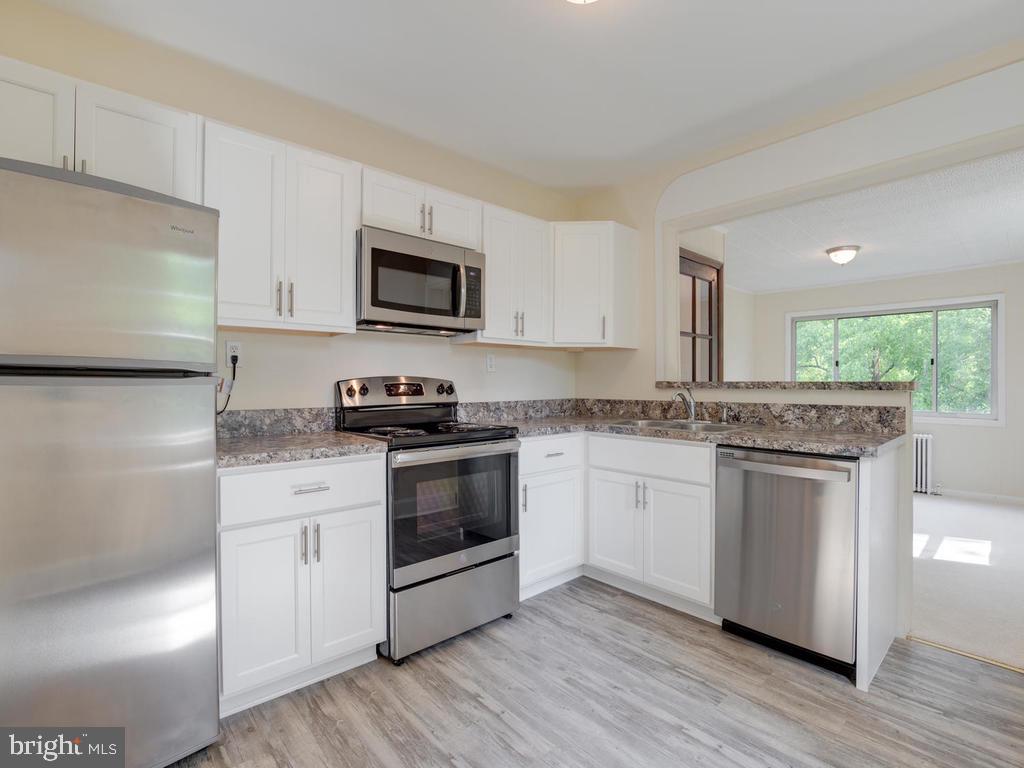 6704 Woodland Road Morningside, MD 20746 - Photo 16 of 38 Gallery Image 16