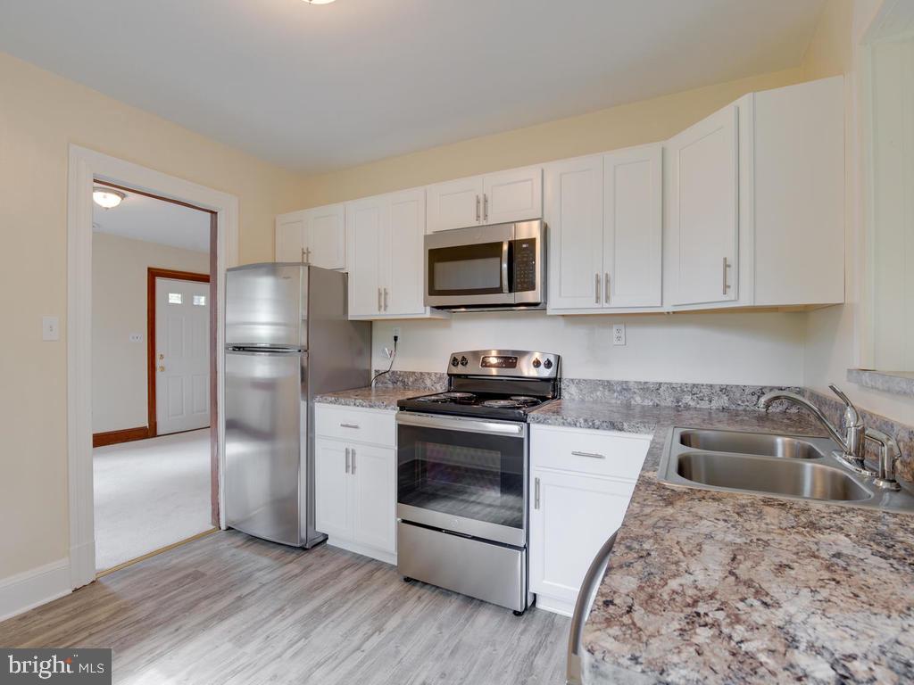 6704 Woodland Road Morningside, MD 20746 - Photo 18 of 38 Gallery Image 18