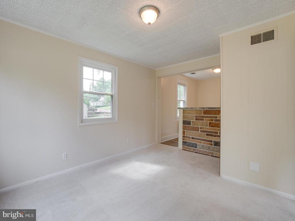 6704 Woodland Road Morningside, MD 20746 - Photo 23 of 38 Gallery Image 23