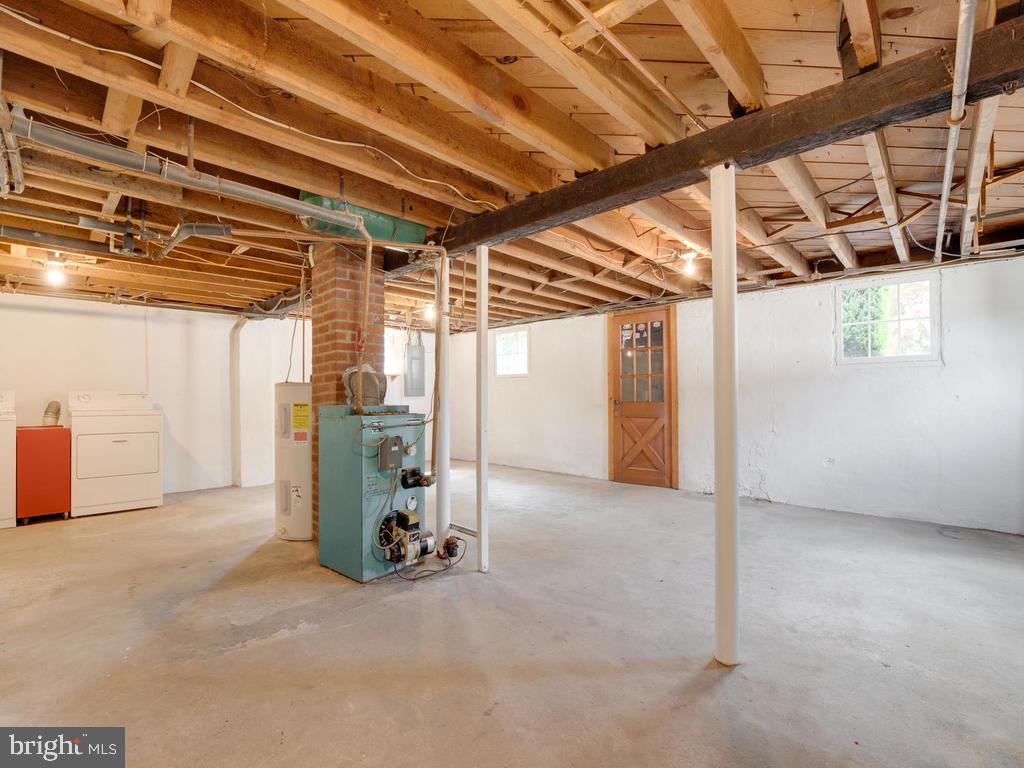 6704 Woodland Road Morningside, MD 20746 - Photo 32 of 38 Gallery Image 32
