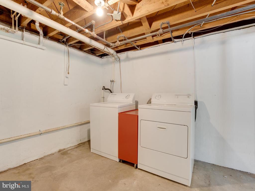 6704 Woodland Road Morningside, MD 20746 - Photo 34 of 38 Gallery Image 34
