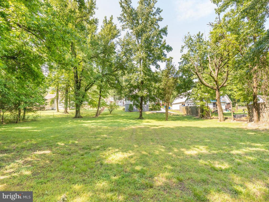 6704 Woodland Road Morningside, MD 20746 - Photo 5 of 38 Gallery Image 5