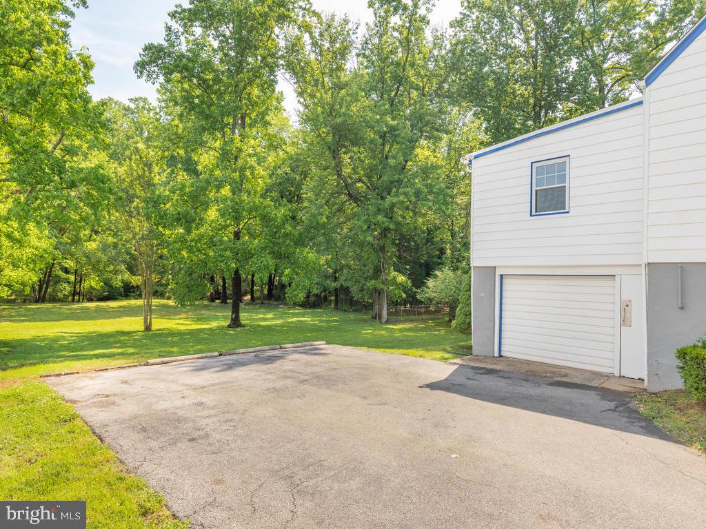 6704 Woodland Road Morningside, MD 20746 - Photo 8 of 38 Gallery Image 8