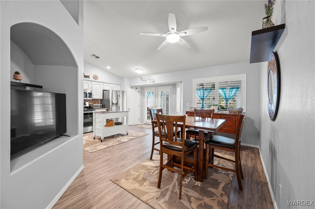 3685 Milky Way Road Golden Valley, AZ 86413 - Photo 12 of 48 Dining Area