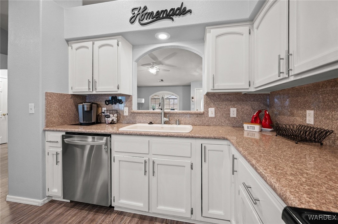 3685 Milky Way Road Golden Valley, AZ 86413 - Photo 14 of 48 Kitchen