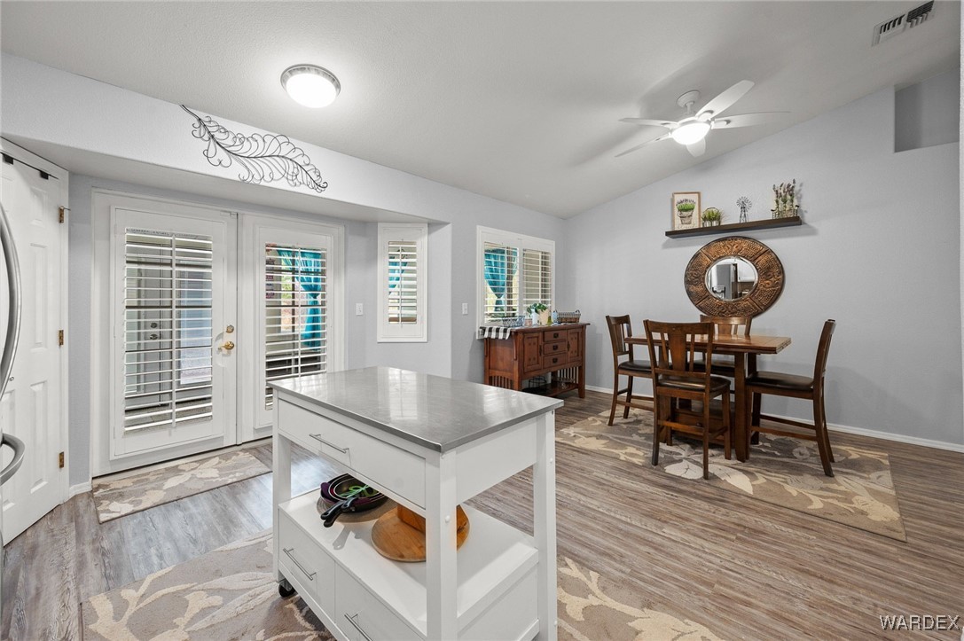 3685 Milky Way Road Golden Valley, AZ 86413 - Photo 16 of 48 Dining Area
