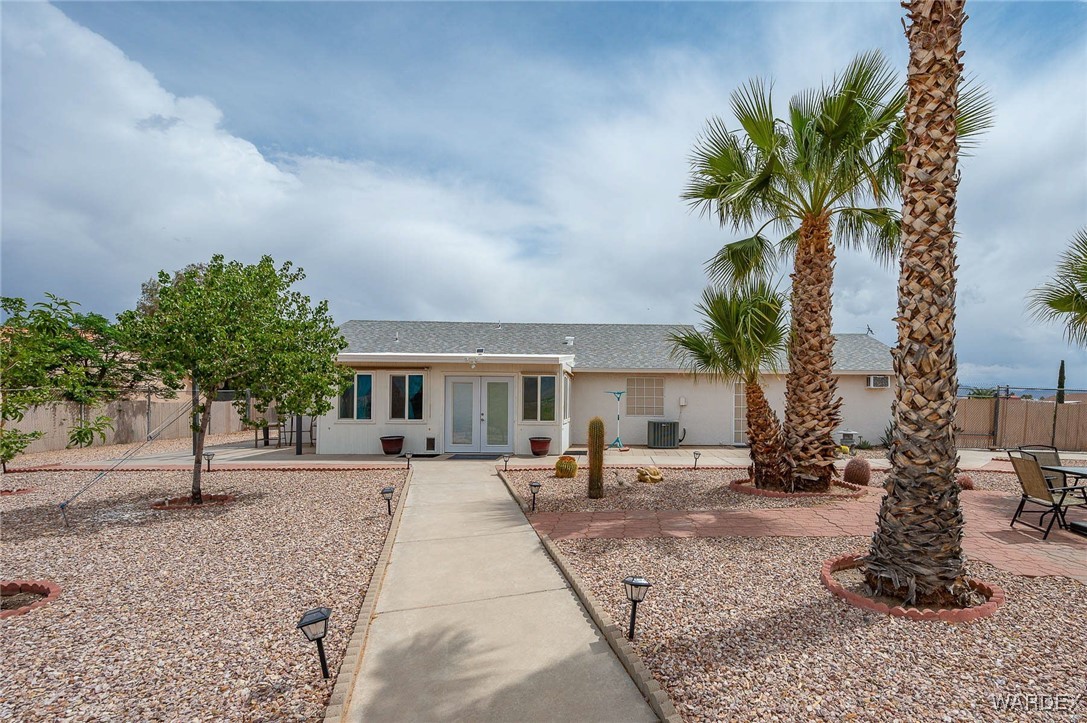 3685 Milky Way Road Golden Valley, AZ 86413 - Photo 31 of 48 Front of Structure