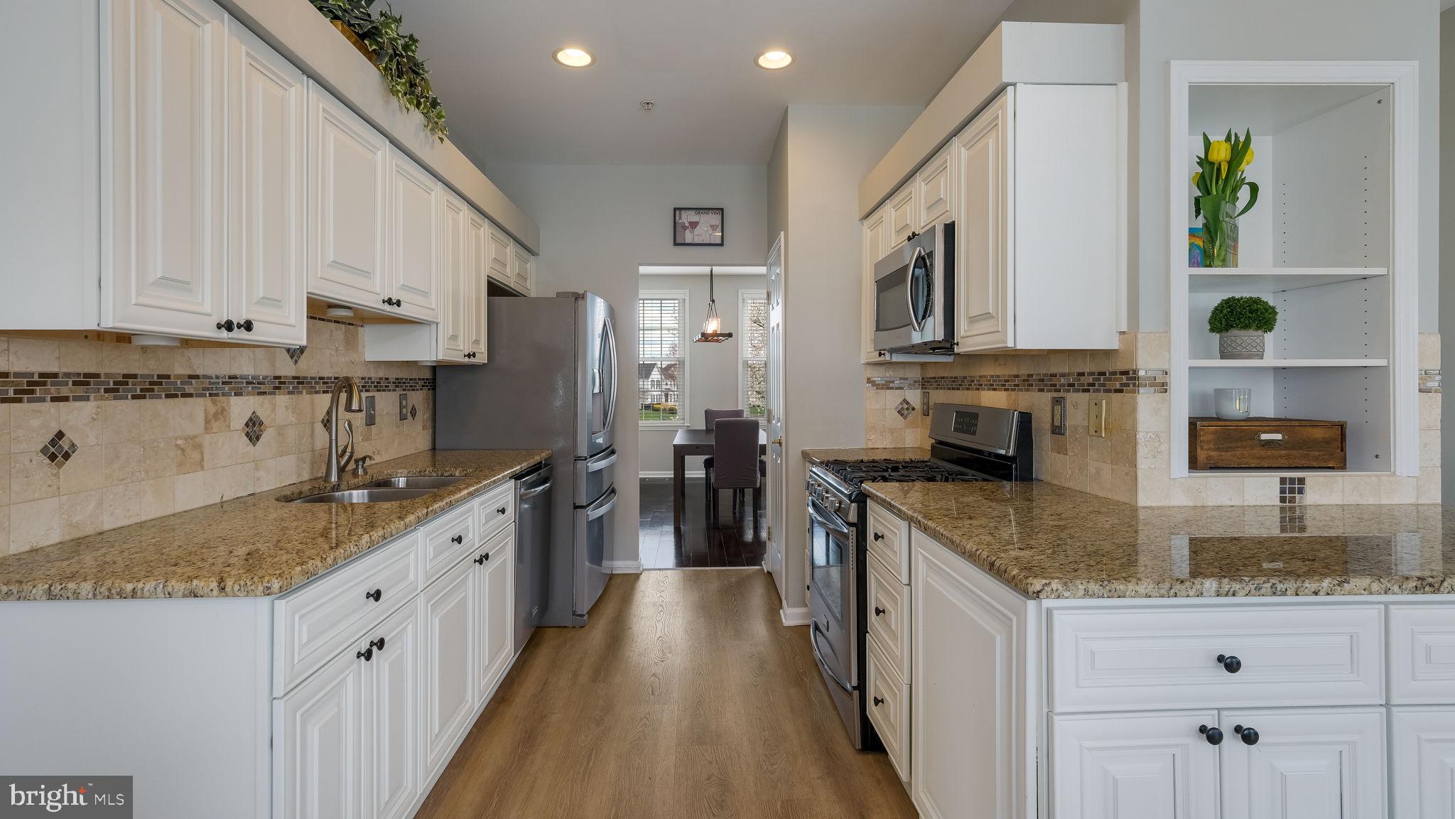 1040 Hickory Ridge Drive Chalfont, PA 18914 - Photo 12 of 49 Kitchen