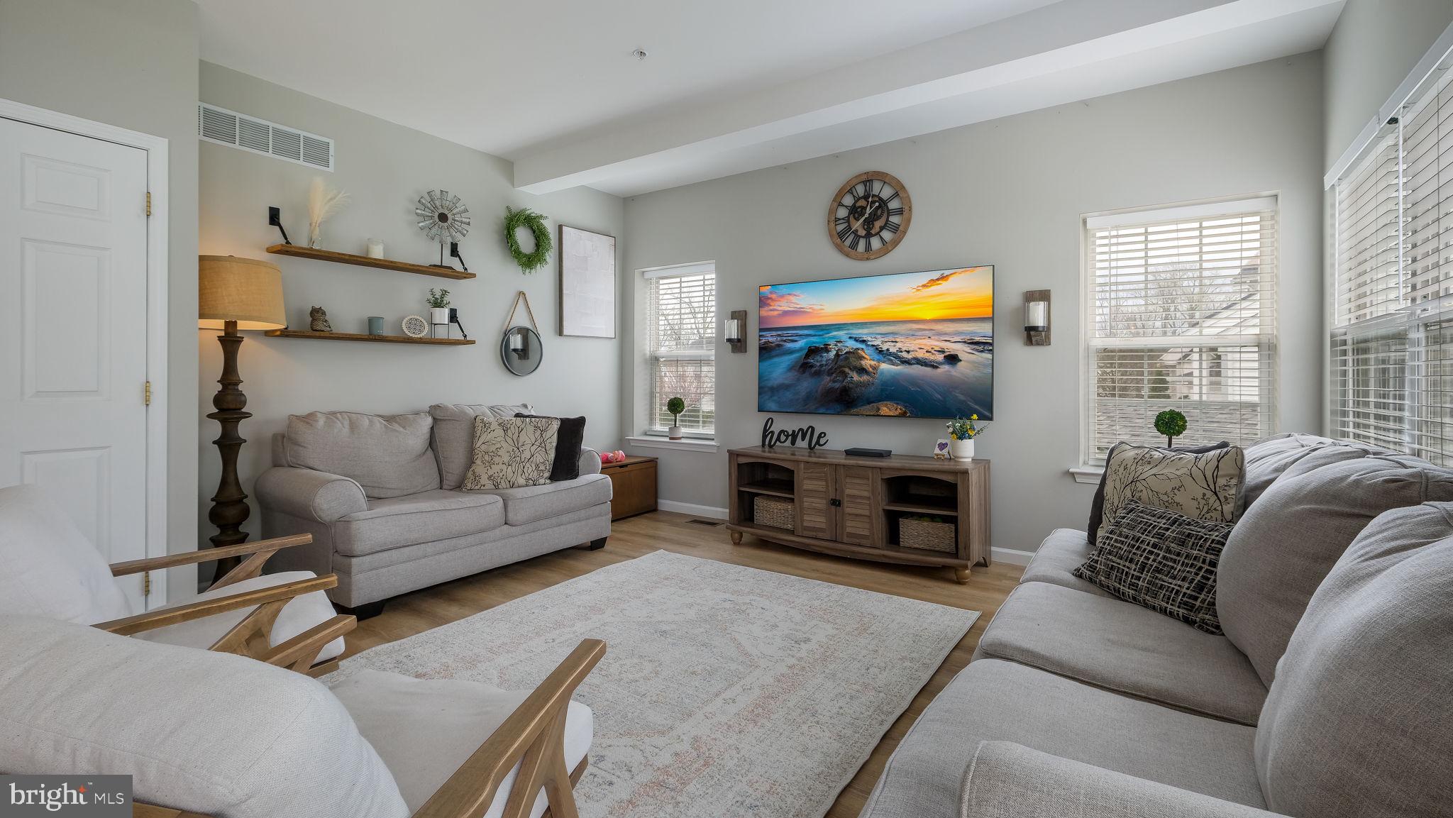 1040 Hickory Ridge Drive Chalfont, PA 18914 - Photo 18 of 49 Family Room