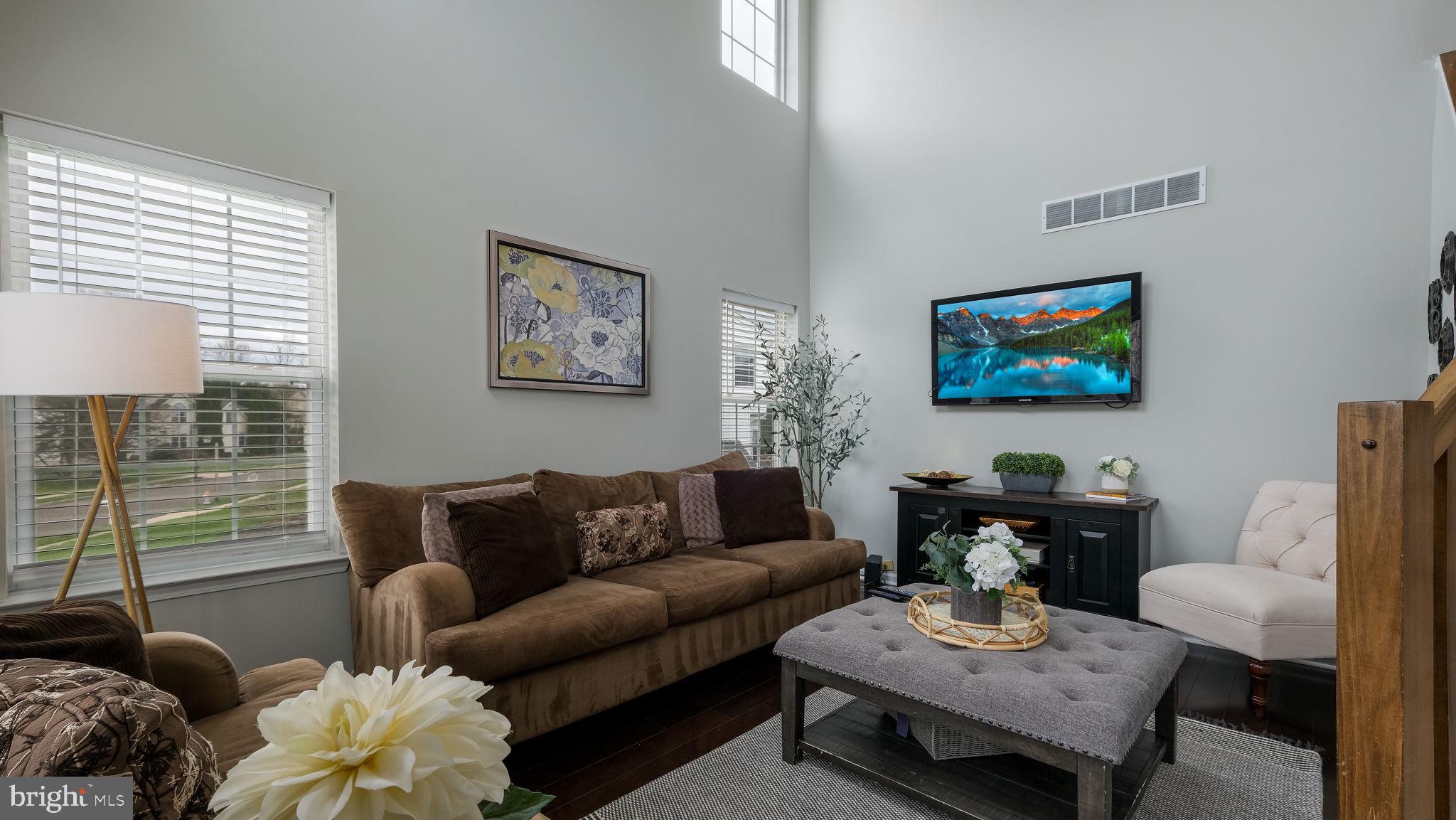 1040 Hickory Ridge Drive Chalfont, PA 18914 - Photo 8 of 49