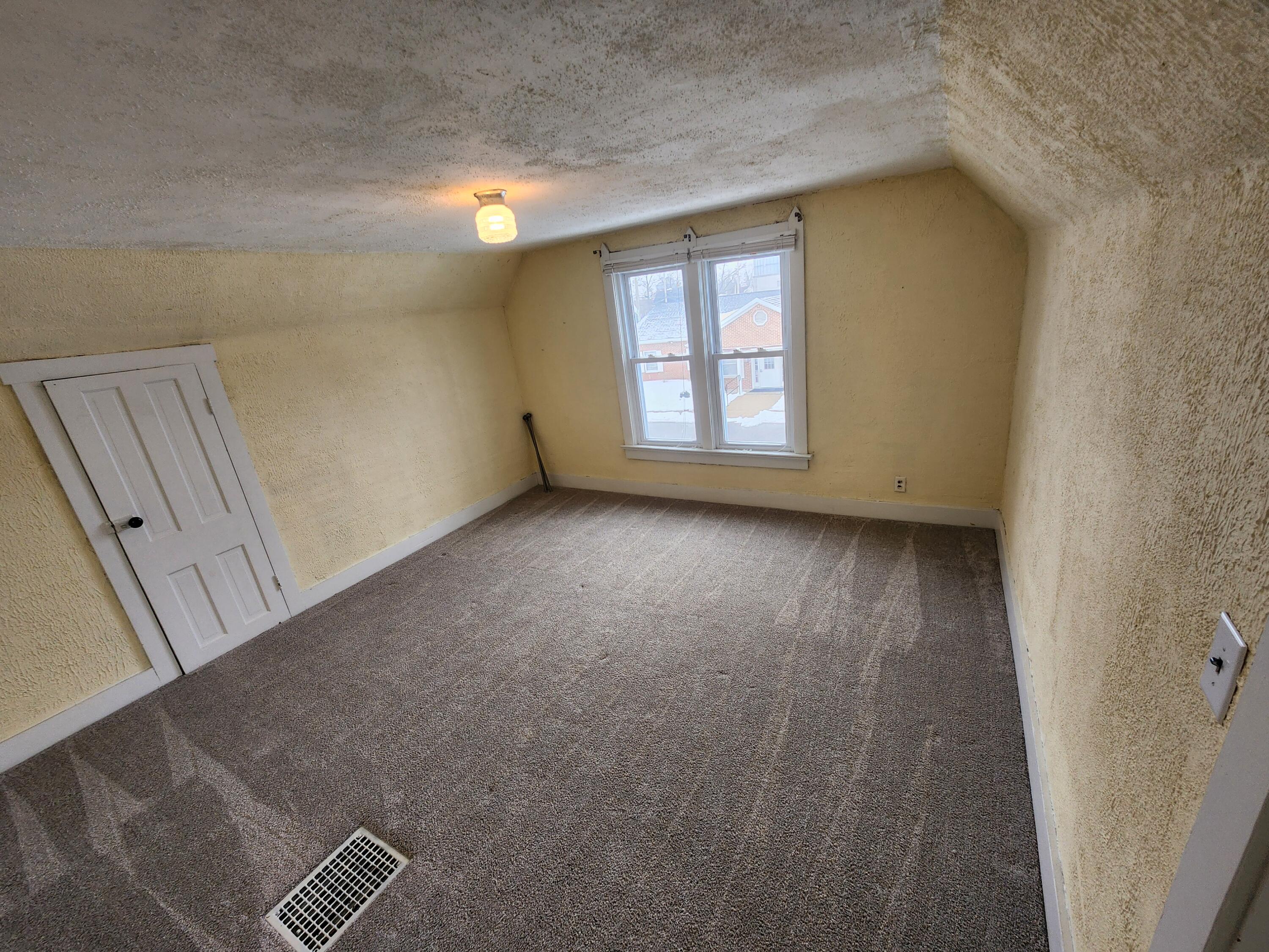 301 North Range Street Wolcott, IN 47995 - Photo 7 of 14 3000x2250