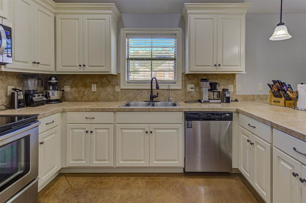 123 Britton Circle Flowood, MS 39232 - Photo 7 of 31 Photo 8