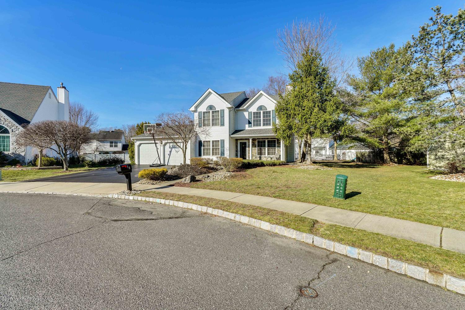 18 Shadow Ridge Court Howell, NJ 07731 - Photo 1 of 26 18 SHADOW RIDGE