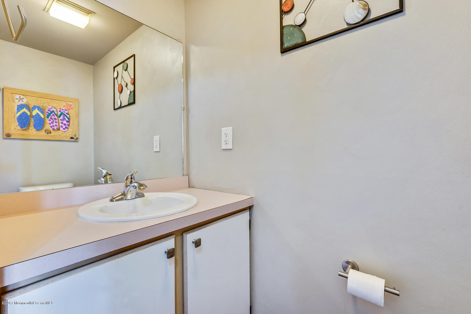 18 Shadow Ridge Court Howell, NJ 07731 - Photo 26 of 26 18 Shadow Ridge Ct Howell NJ-large-031-2