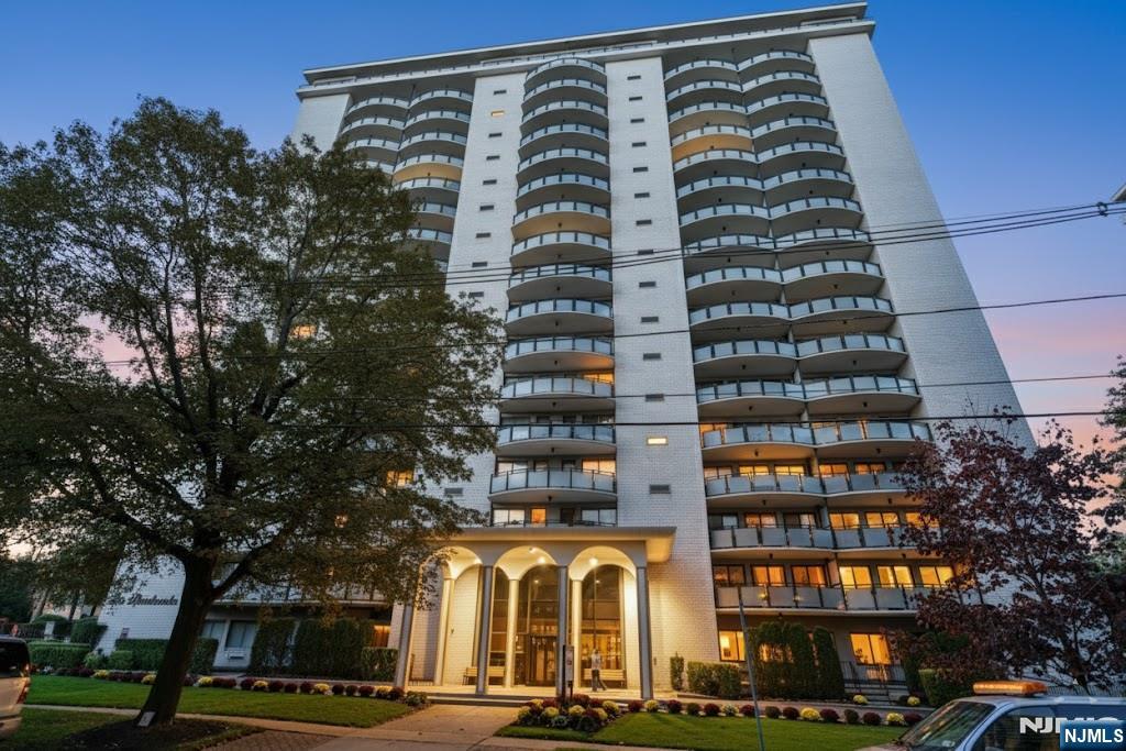 125 Prospect Avenue, Unit 3J Hackensack, NJ 07601 - Photo 1 of 25 a front view of a building