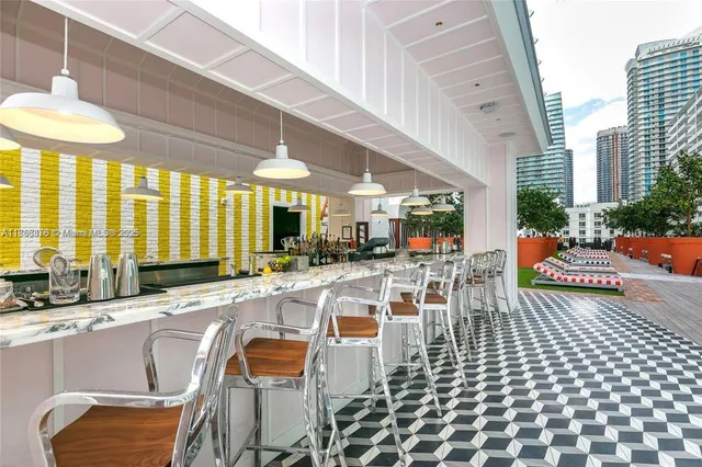 $749,000 | 1300 South Miami Avenue, Unit 3709, Miami, FL 33130