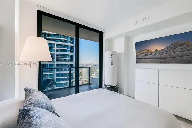 $749,000 | 1300 South Miami Avenue, Unit 3709, Miami, FL 33130