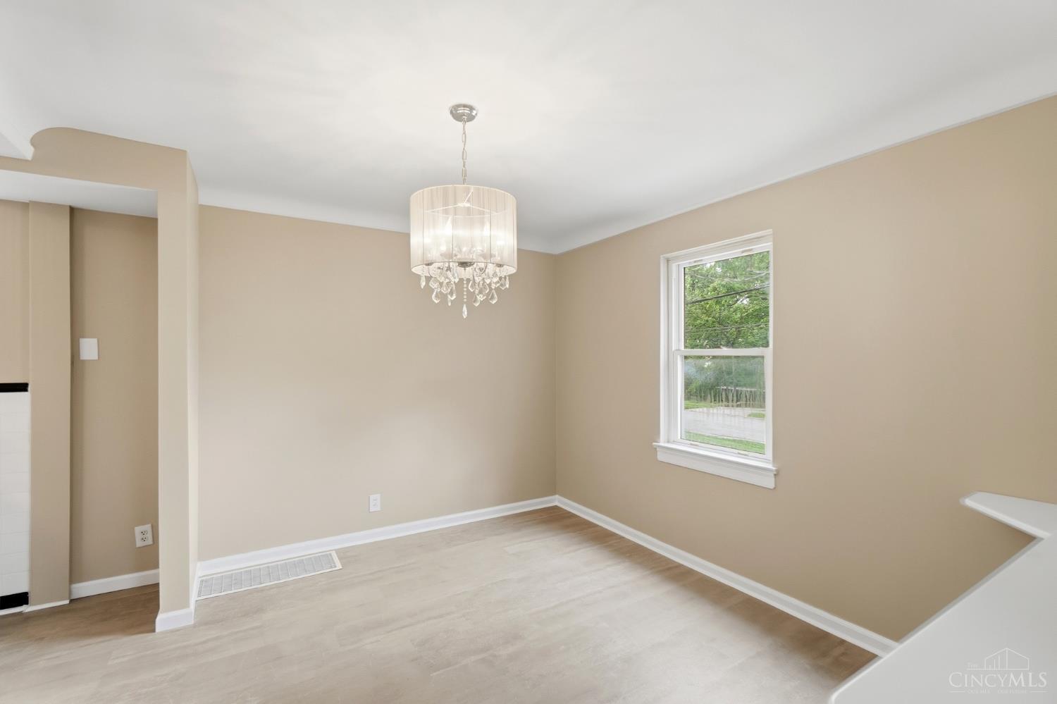 2280 Rosedale Avenue Golf Manor, OH 45237 - Photo 12 of 56