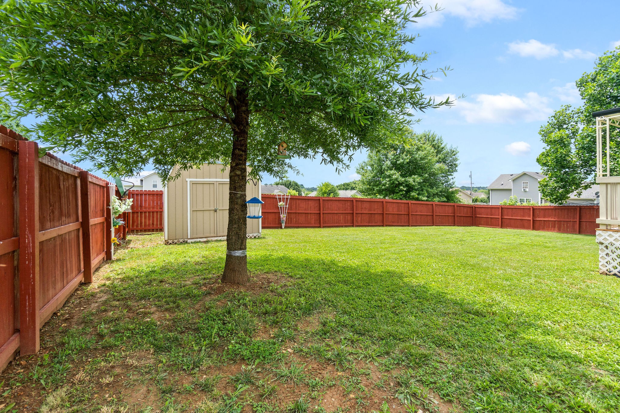 615 Avondale Road Oak Grove, KY 42262 - Photo 26 of 35 a backyard of a house with lots of green space