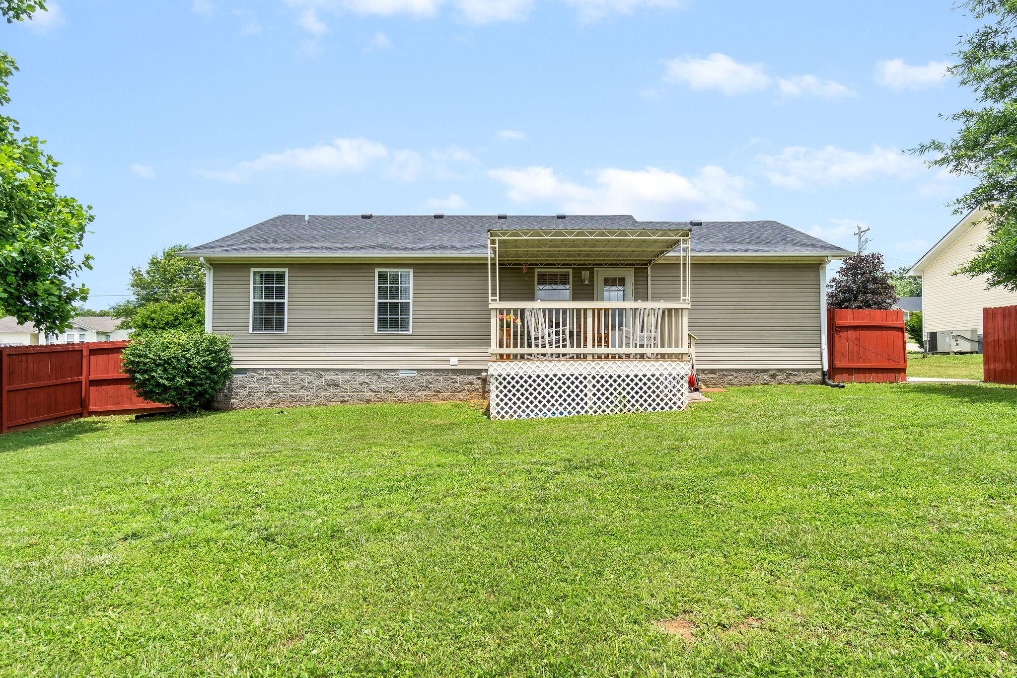 615 Avondale Road Oak Grove, KY 42262 - Photo 29 of 35 a front view of house with yard and green space