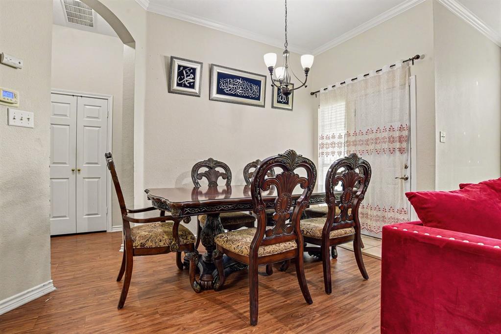 2005 Merritt Way Arlington, TX 76018 - Photo 10 of 22