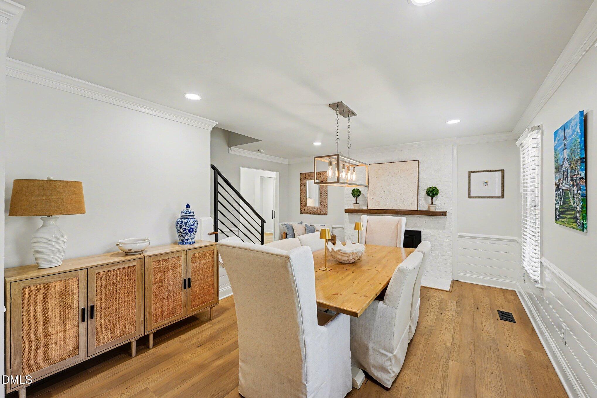 5605 Knollwood Road Raleigh, NC 27609 - Photo 6 of 34 006_file_5649