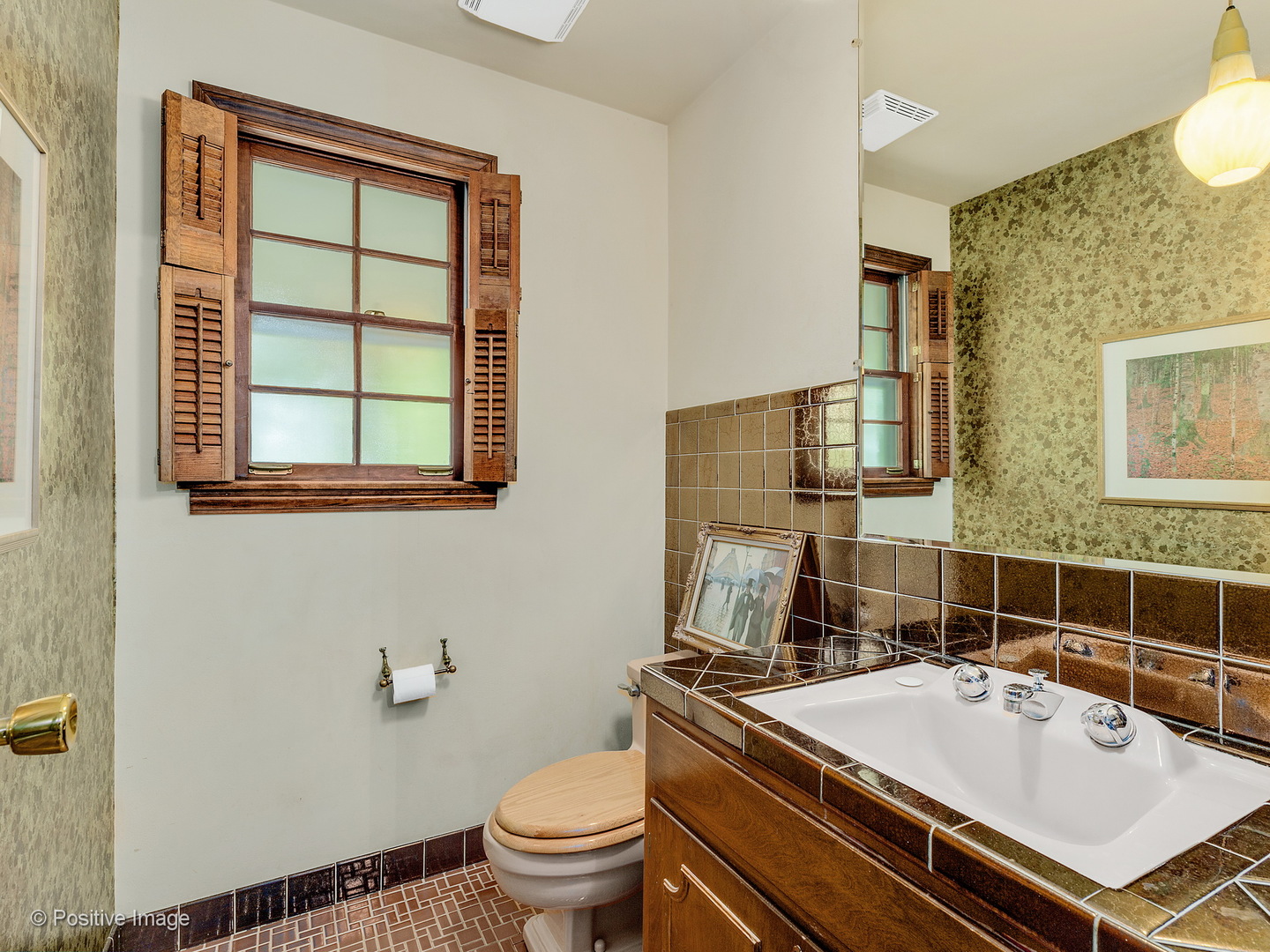 S206 Summit Drive Winfield, IL 60190 - Photo 16 of 34 a bathroom with a sink toilet vanity and mirror