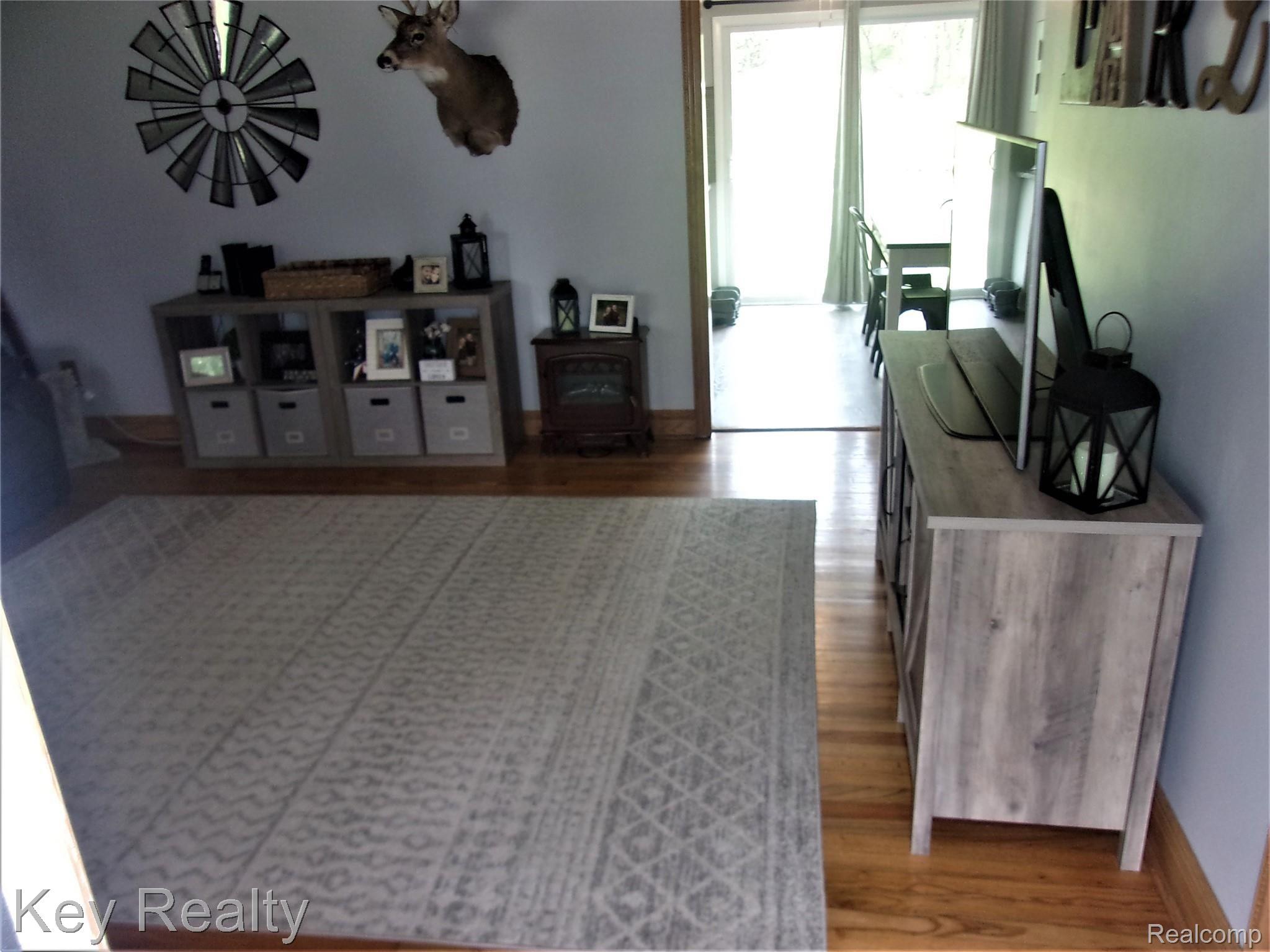 12726 Sweitzer Road Carleton, MI 48117 - Photo 33 of 60 244_3308 (2).JPG
