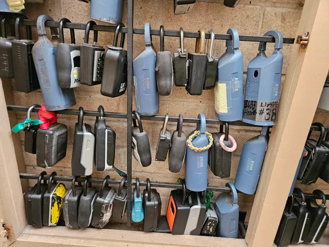 $63,000 | 8433 Hearth Drive, Unit 38, Houston, TX 77054