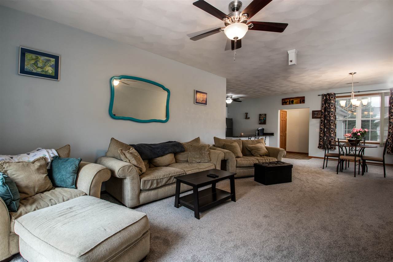 10208 Monarch Road, Unit 2 Roscoe, IL 61073 - Photo 6 of 16 Gallery Image 6
