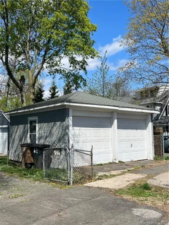 $4,000 | 1124 Shippan Avenue, Stamford, CT 06902