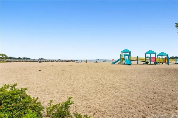 $4,000 | 1124 Shippan Avenue, Stamford, CT 06902