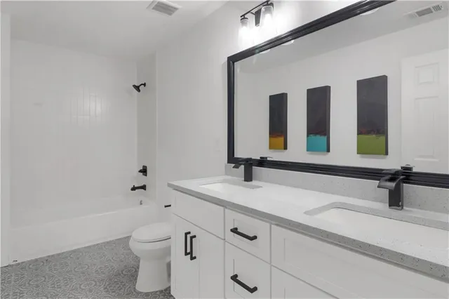 $2,600 | 2508 Connally Drive, East Point, GA 30344