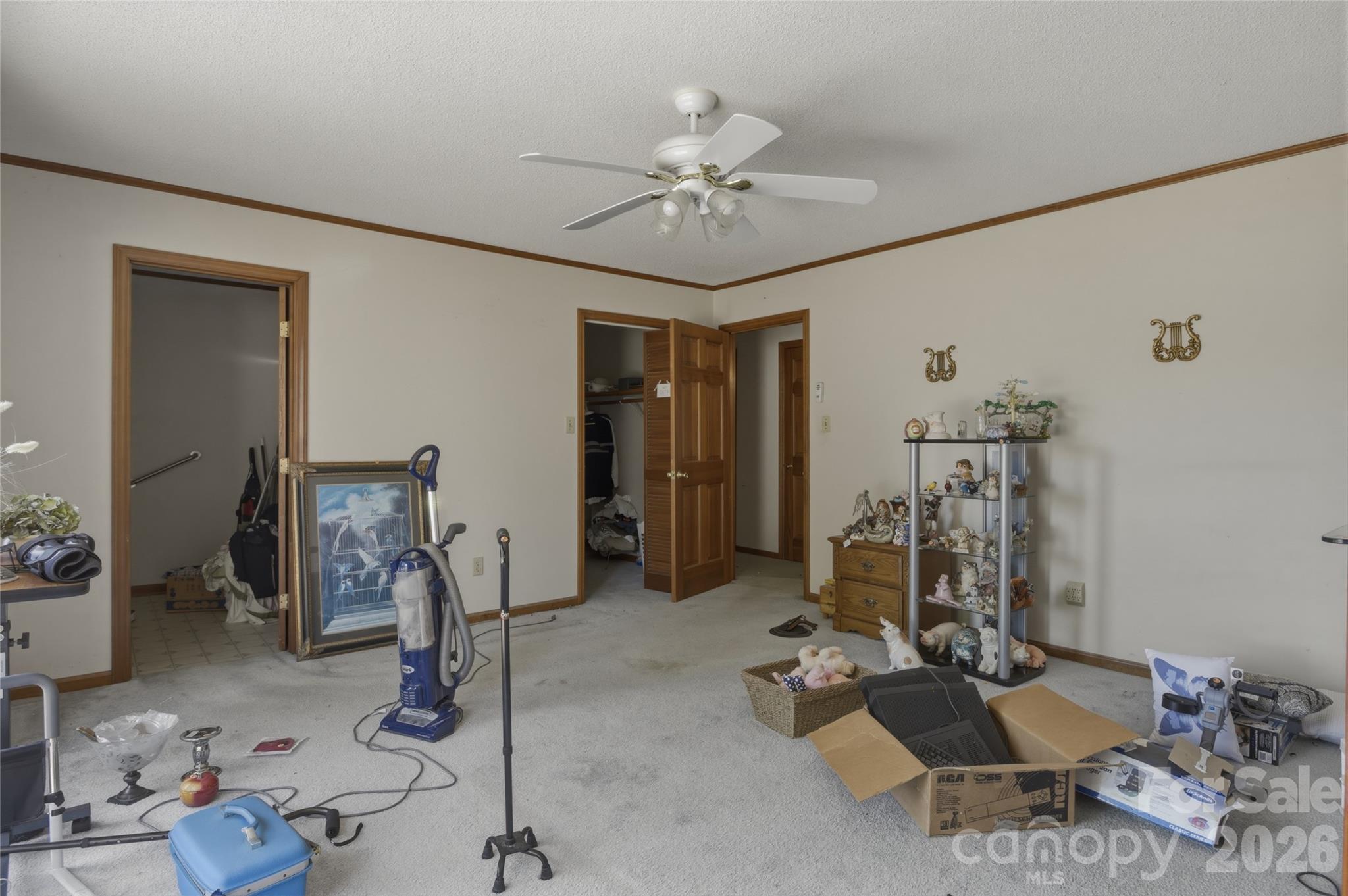 8226 Normandy Road Denver, NC 28037 - Photo 26 of 29 a room with gym equipment and mirror