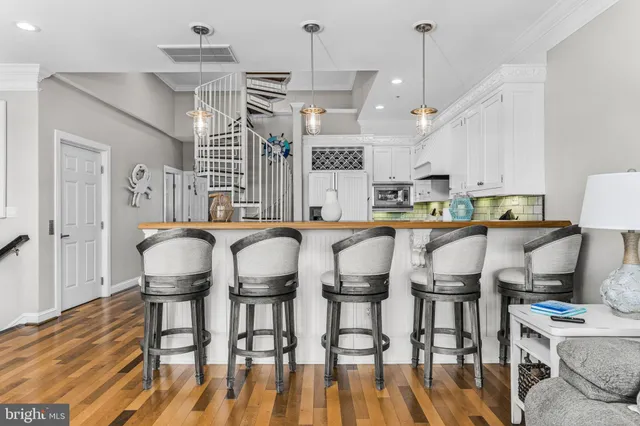 $1,395,000 | 13000 Marina View Lane, Unit 27, Ocean City, MD 21842